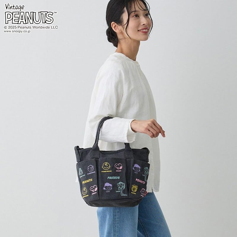 [ルートート] スヌーピー 刺繍 ショルダー付 小さめ トートバッグ IP デリ ポケッツ ピーナッツ 0C 8421 (04 ライトグレー)